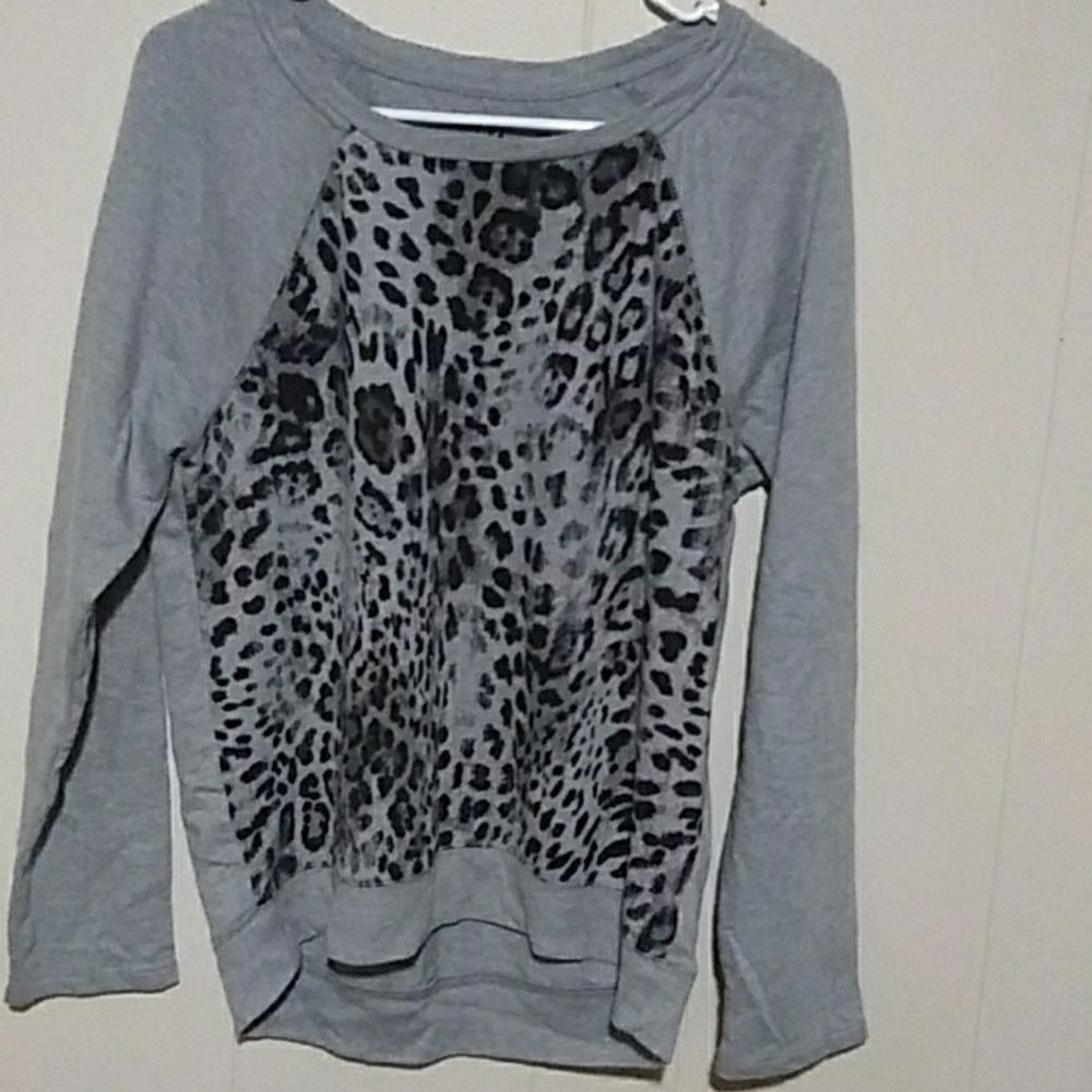 Woman's long sleeve sweetie